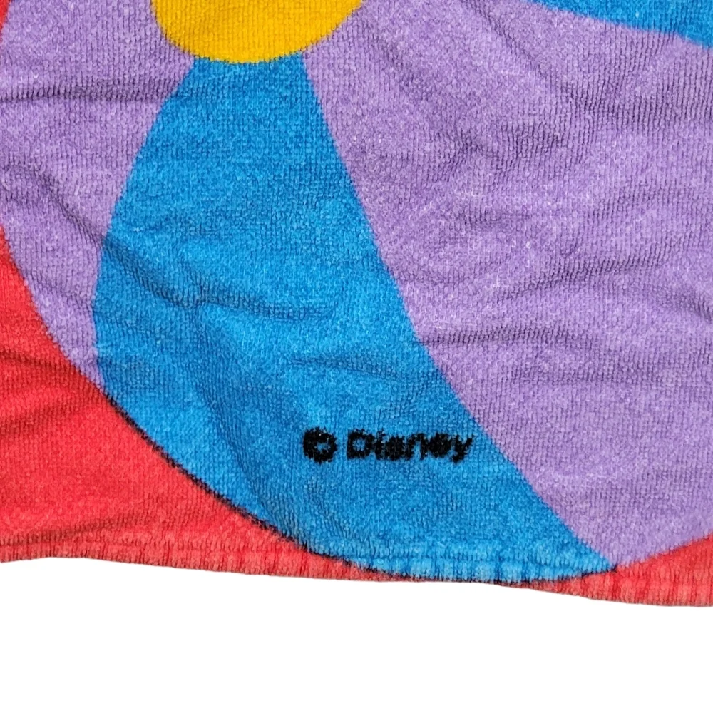 Disney Winnie the Pooh & Tigger Beachball Beach Pool Oversized Graphic Towl